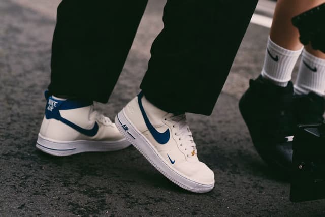 Top Right Shoe
